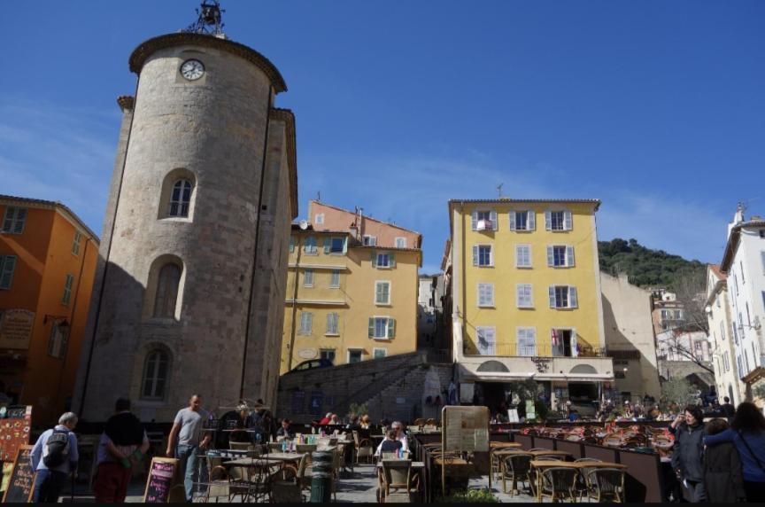 Superbe T2 Proche Des Plages Et Des Commerces Hyeres Exterior photo